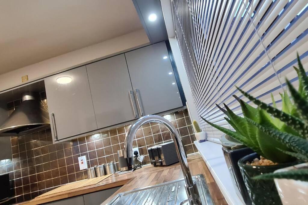Millhouse Cottage A Luxury 3 Bed Bungalow Антрім Екстер'єр фото